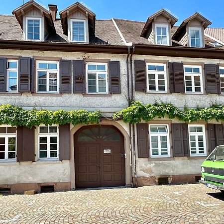 Exklusives Haus, Ruhig Gelegen Im Innenhof, Zentral, Lichtdurchflutet Zustellbett,Babybett Bei Bedarf Karlsruhe Bagian luar foto