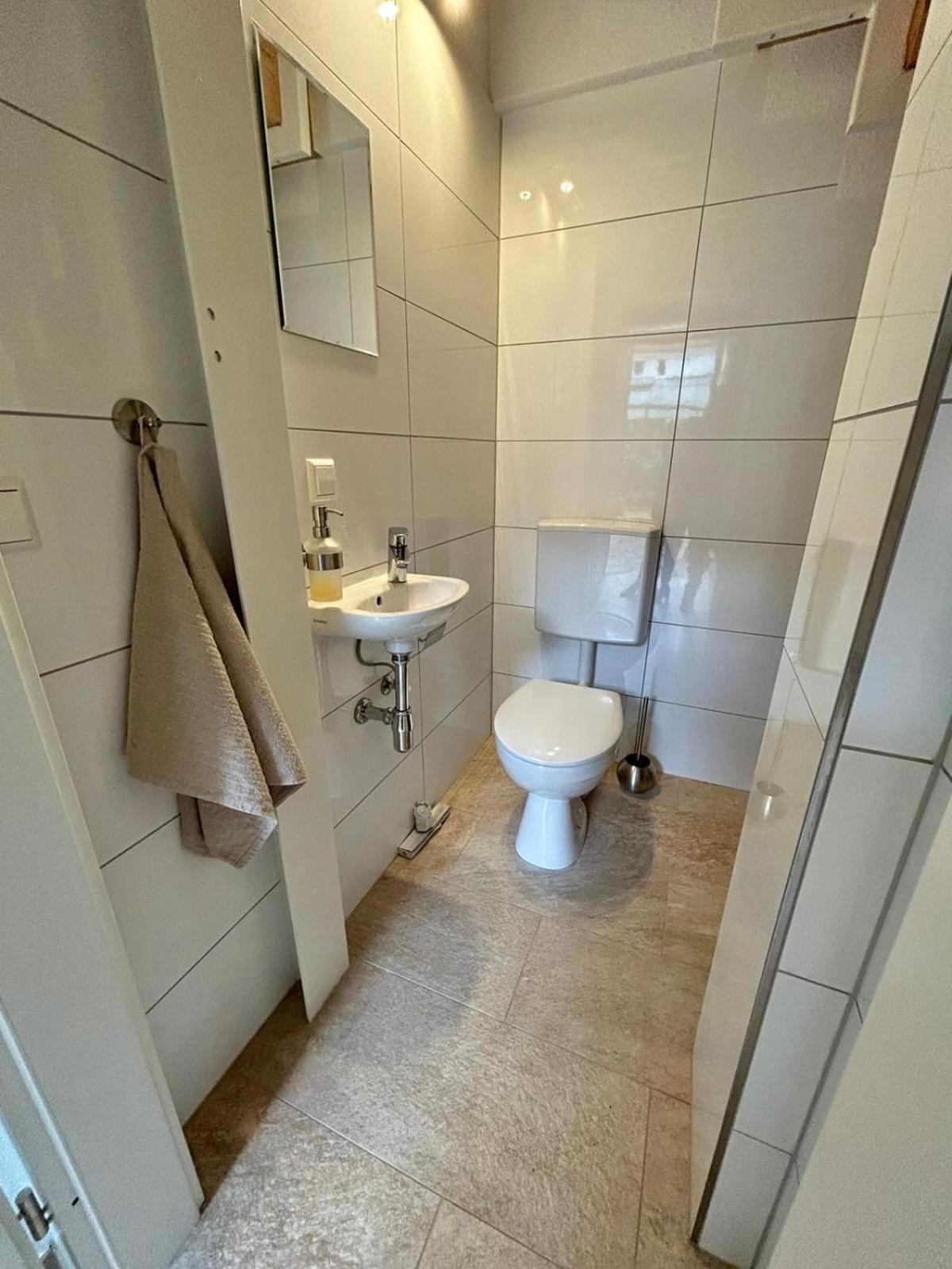 Exklusives Haus, Ruhig Gelegen Im Innenhof, Zentral, Lichtdurchflutet, Karlsruhe Bagian luar foto